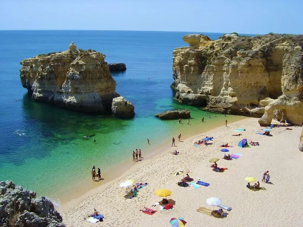 Apartment Coelha Beach - Pool - Free Wi-Fi - Air Con Albufeira 0*,  Portugal